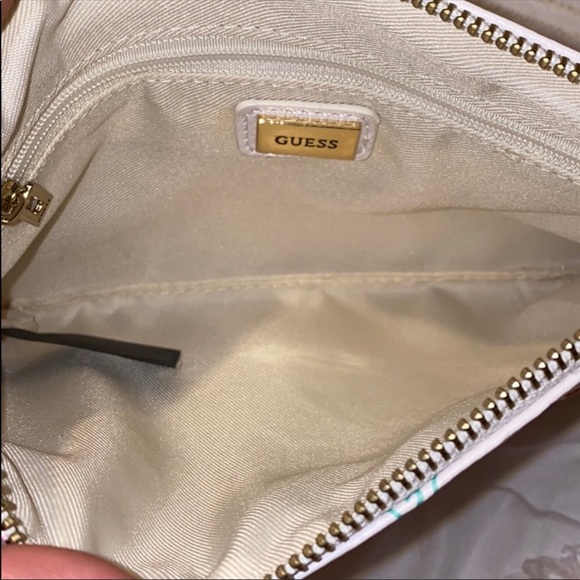 GUESS Multicolor pouch - Picture 2 of 3